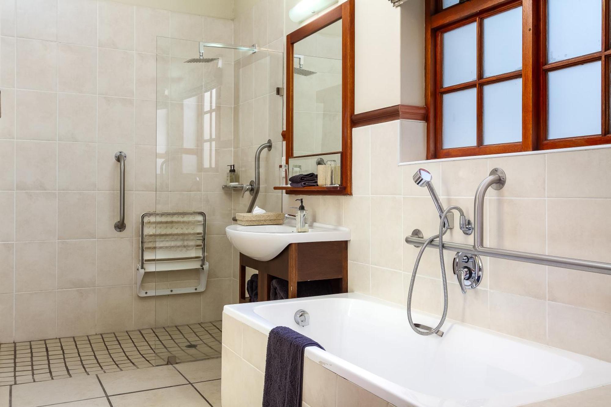 Noordhoek Village Hotel 외부 사진