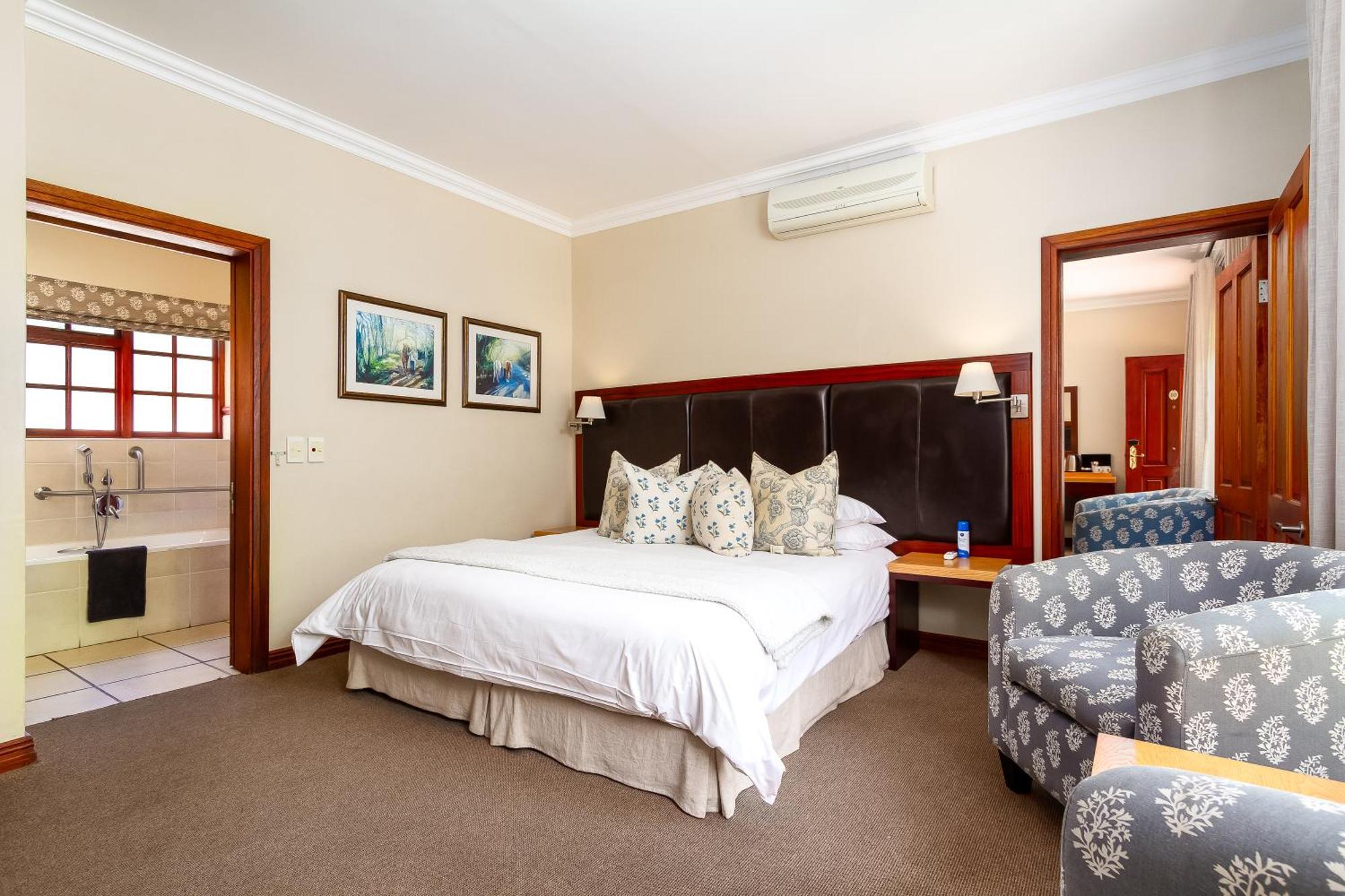 Noordhoek Village Hotel 외부 사진
