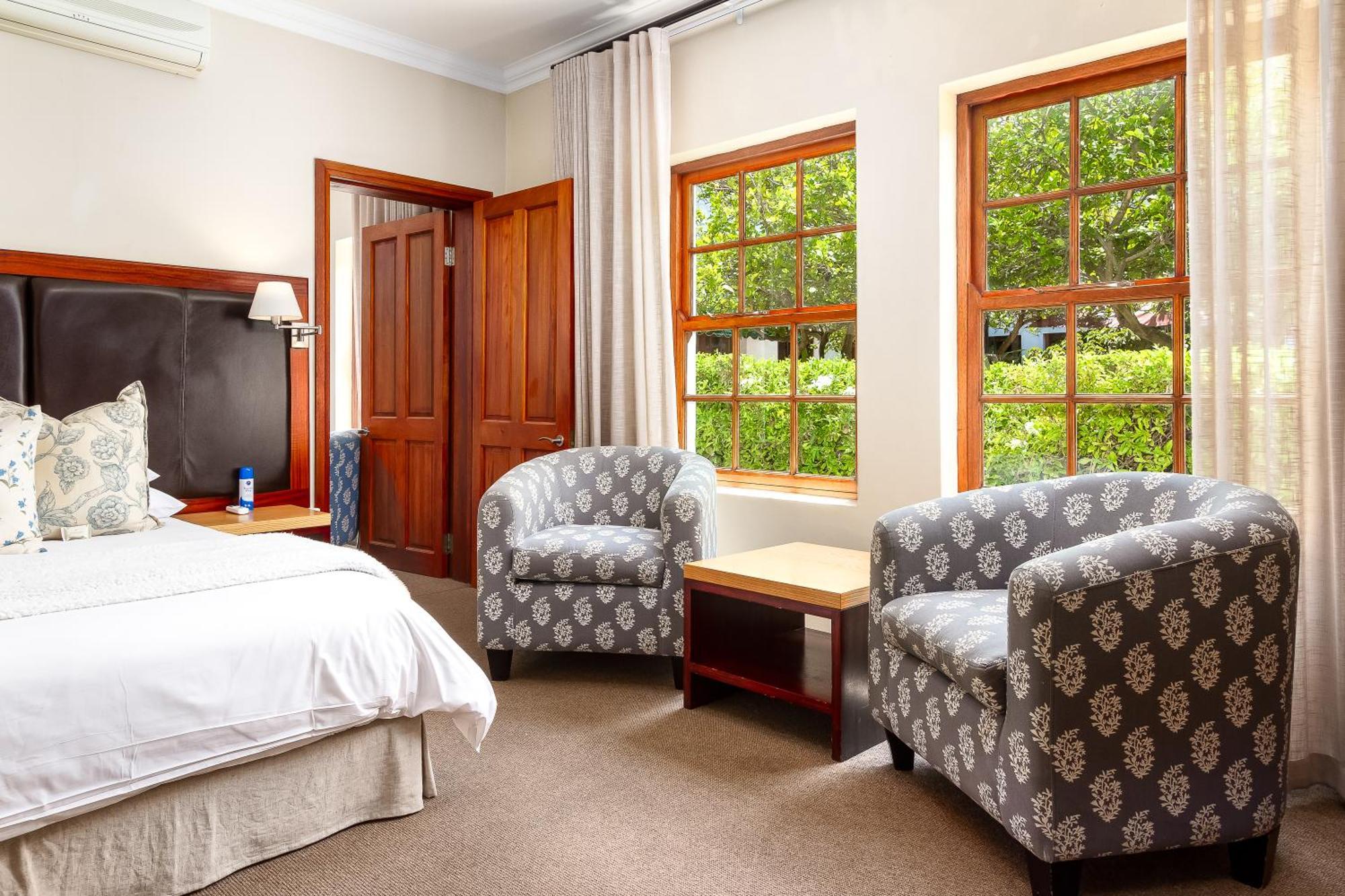 Noordhoek Village Hotel 외부 사진
