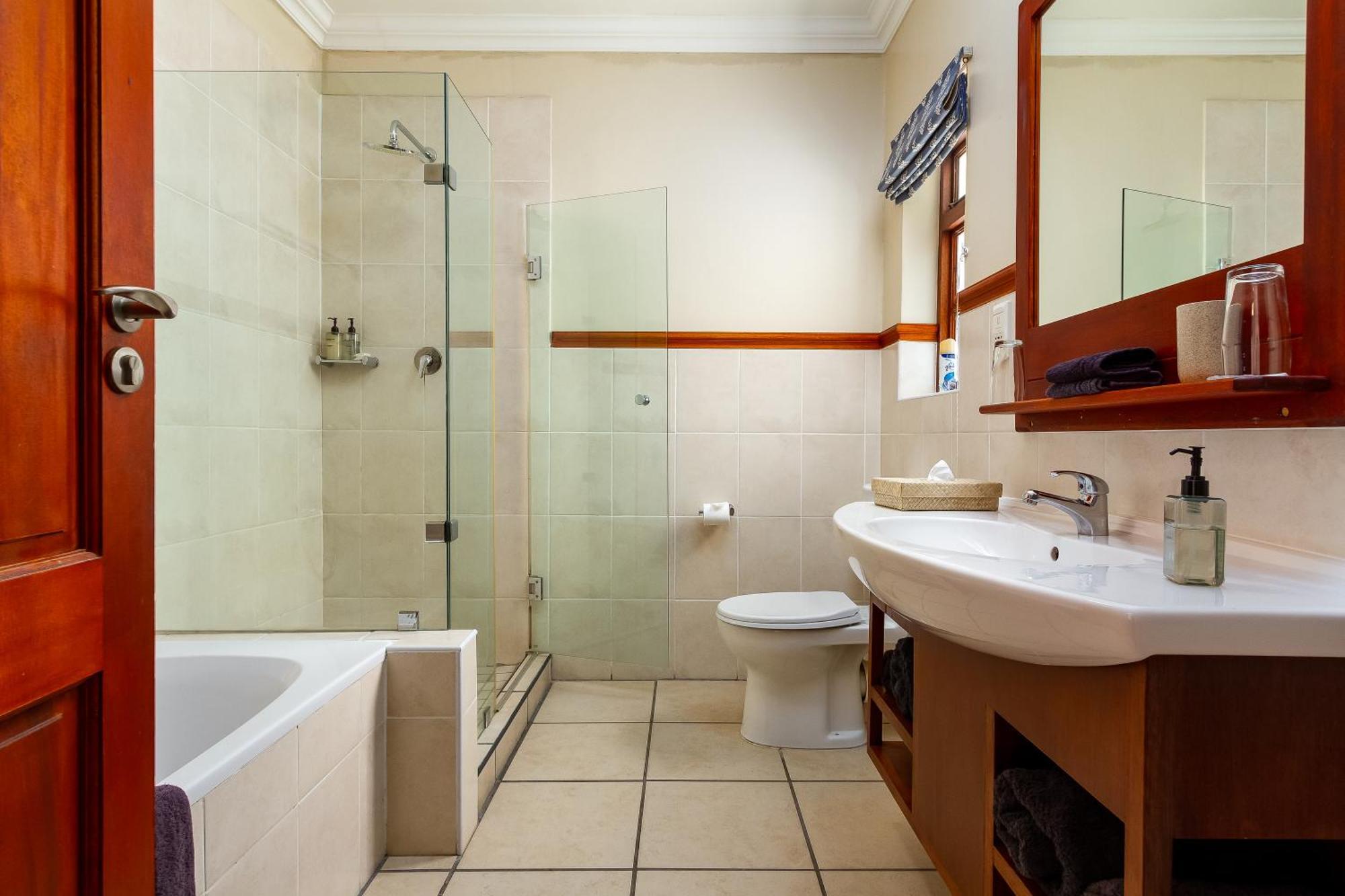 Noordhoek Village Hotel 외부 사진
