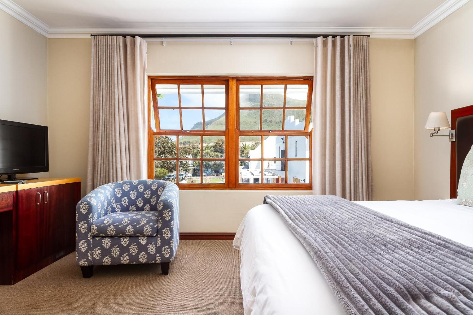 Noordhoek Village Hotel 외부 사진