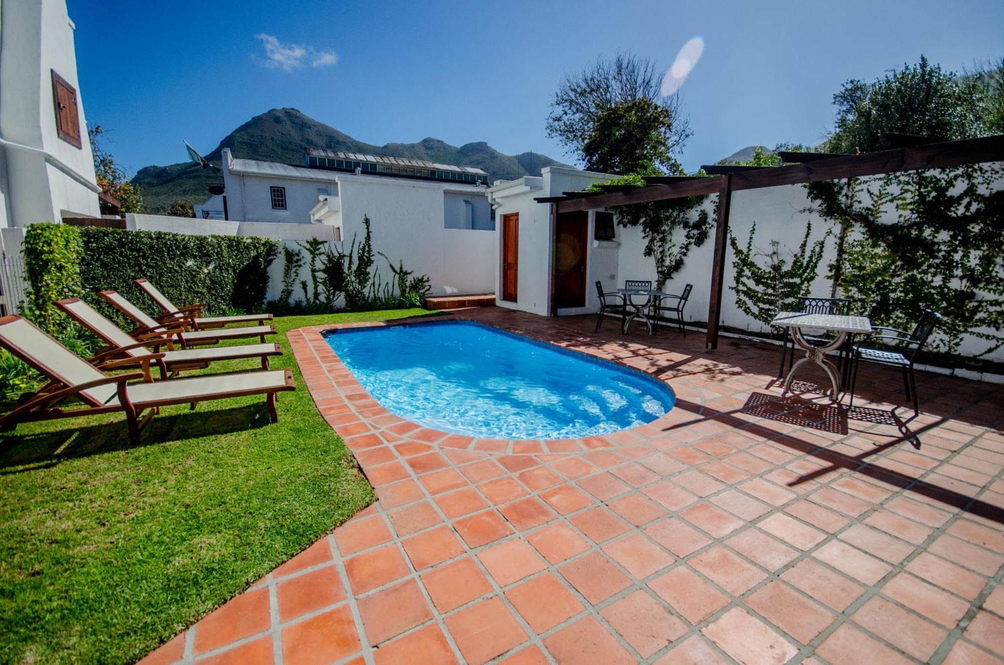 Noordhoek Village Hotel 외부 사진